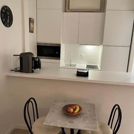 Cannes, Croisette, Palais Miramar *