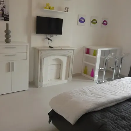 Cannes, Croisette, Palais Miramar