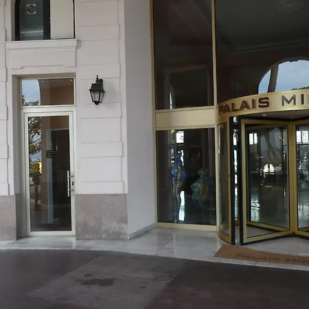 Cannes, Croisette, Palais Miramar Apartament *
